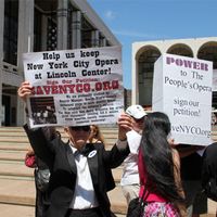 City Opera Musicians Protest Company's Leadership
